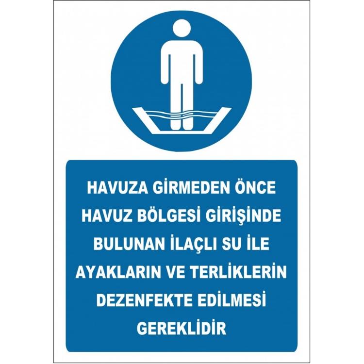 Havuza Girmeden Ayakların Ve Terliklerin Dezenfekte Edilmesi Gerekir